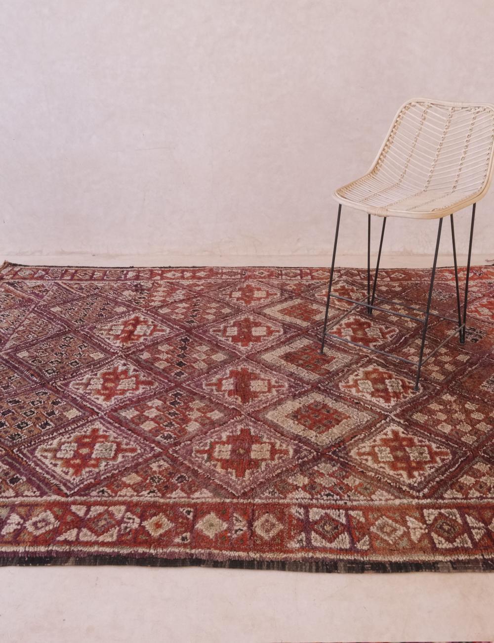 1960s Moroccan Beni M'Guild Wool Rug 9 x 6.4 ft / 274 x 195 cm - Surcoma