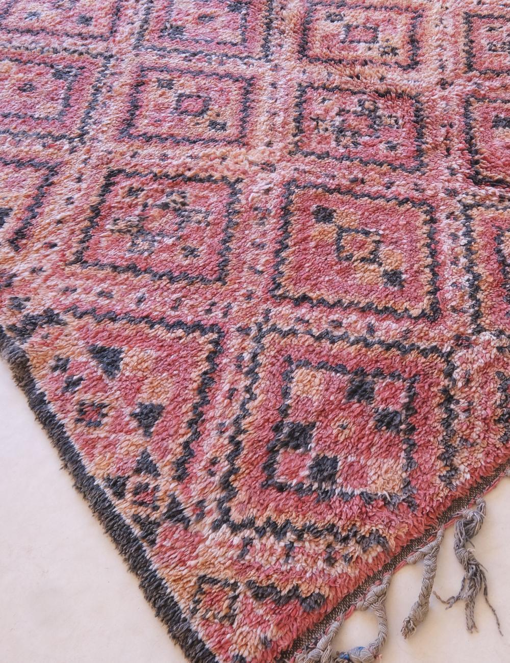 1960s Moroccan Beni M'Guild Wool Rug 11.3 x 6.6 ft / 345 x 203 cm - Surcoma