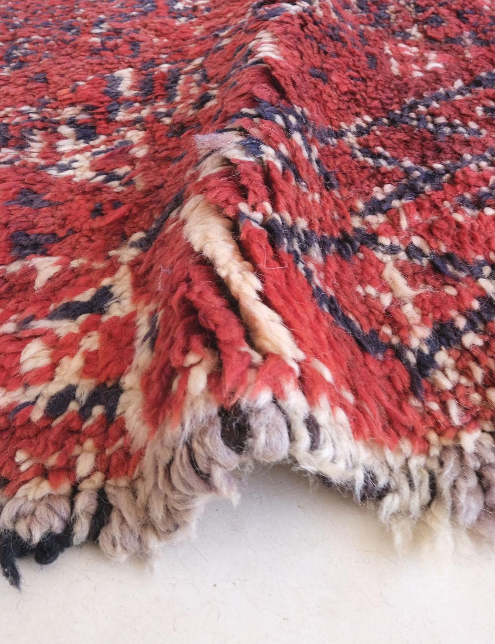 Vintage Red Berber Rug with Tribal Pattern 10 x 6.3 ft / 305 x 192 cm - Surcoma