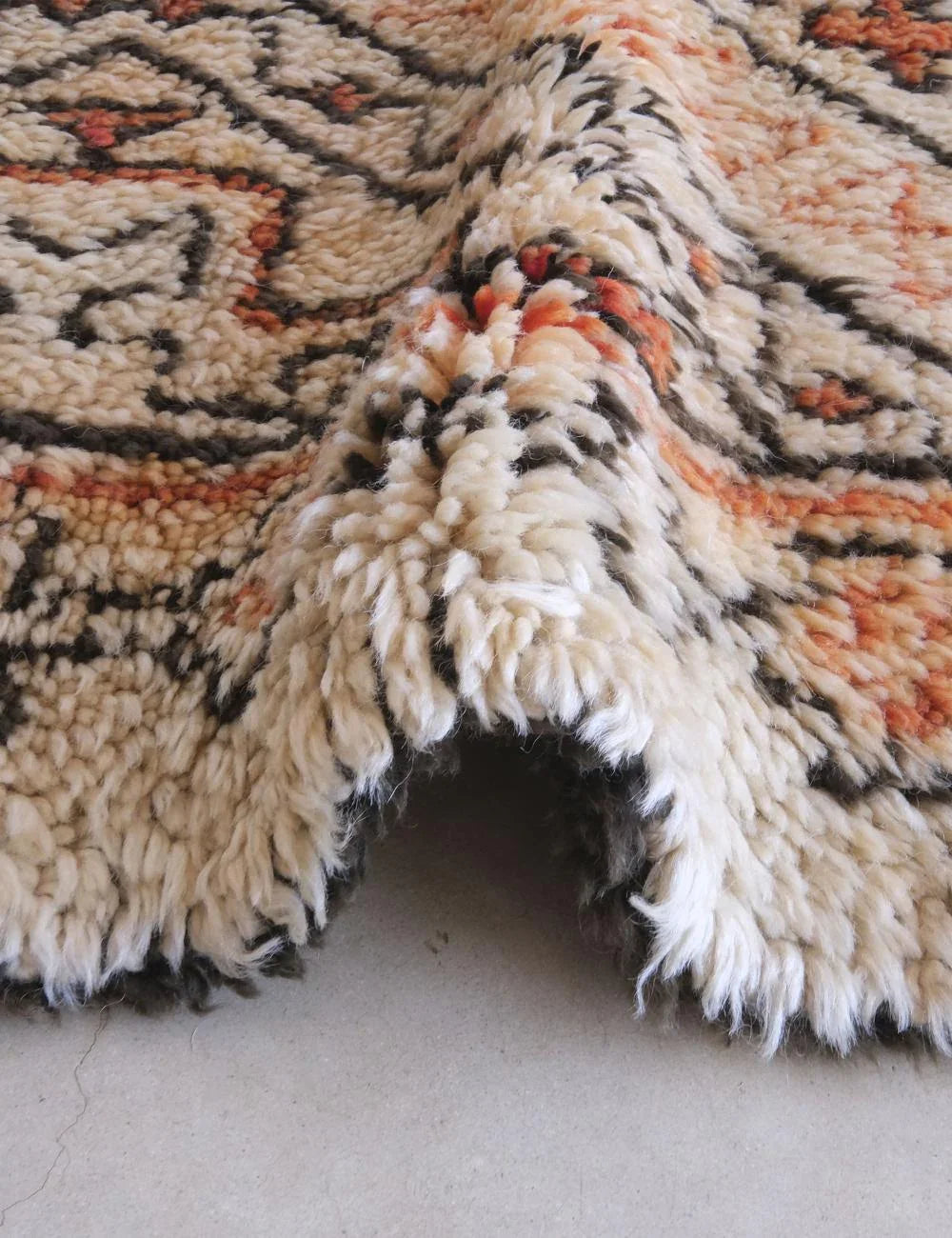 Moroccan Collector Beni Ourain Wool Rug 14.1 x 6.3 ft / 429 x 192 cm - Surcoma