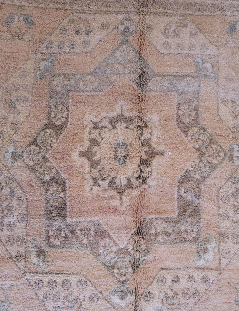 Moroccan Handknotted Arabia Rug 13.5 x 7.3 ft / 413 x 225 cm