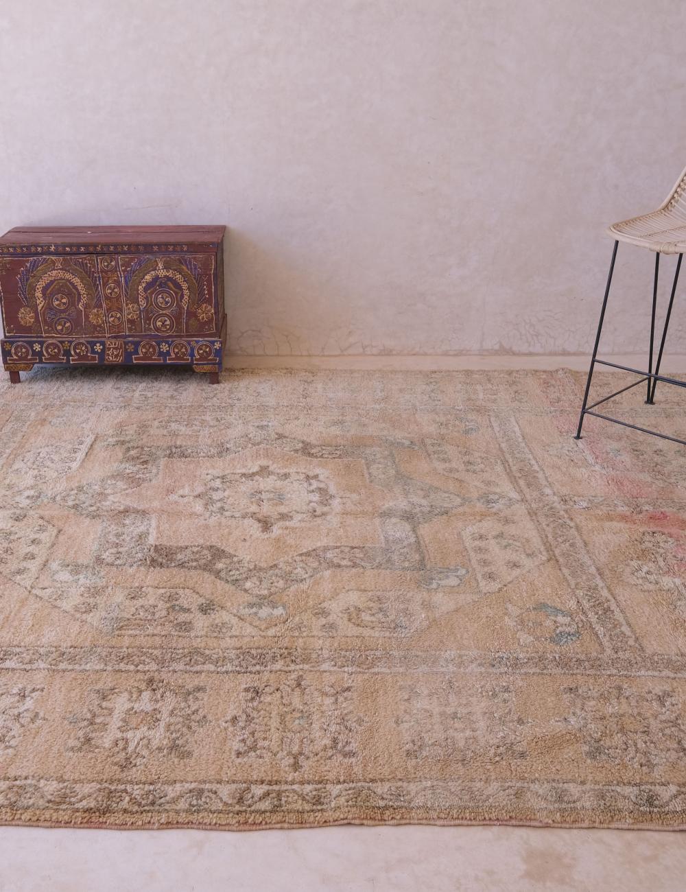 Moroccan Handknotted Arabia Rug 13.5 x 7.3 ft / 413 x 225 cm