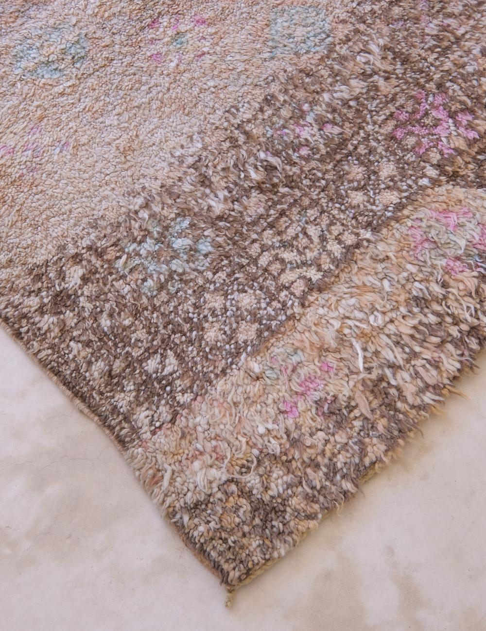 1980s Moroccan Handwoven Zemmour Rug 8.9 x 6.2 ft / 270 x 191 cm - Surcoma