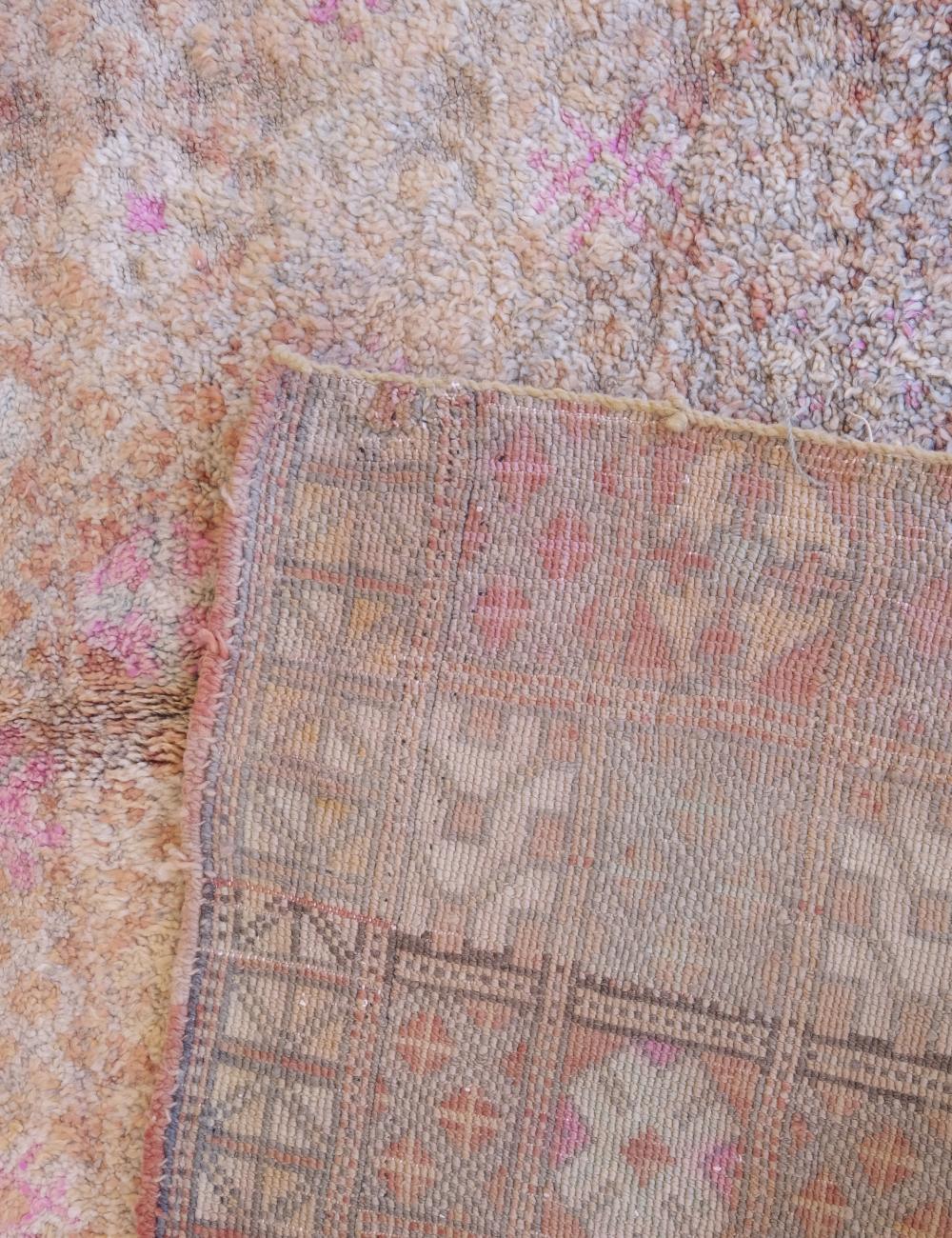 1980s Moroccan Handwoven Zemmour Rug 8.9 x 6.2 ft / 270 x 191 cm - Surcoma