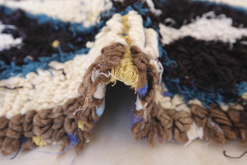 Moroccan Azilal Wool Rug 6.5 x 3.2 ft / 199 x 99 cm - Surcoma