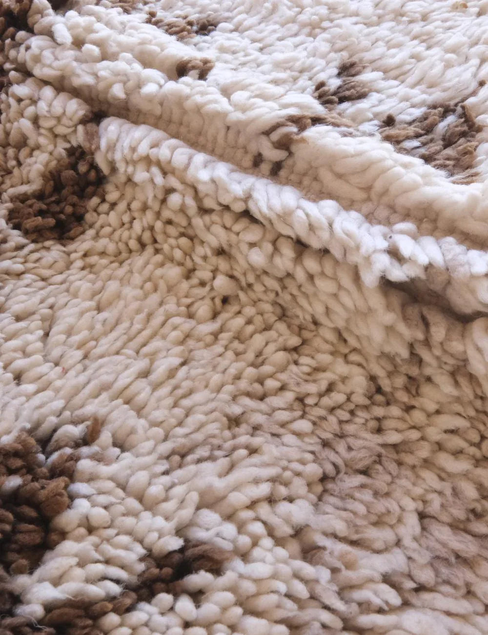 1990s Moroccan Azilal Rug 6 x 2.4 ft / 183 x 74 cm - Surcoma