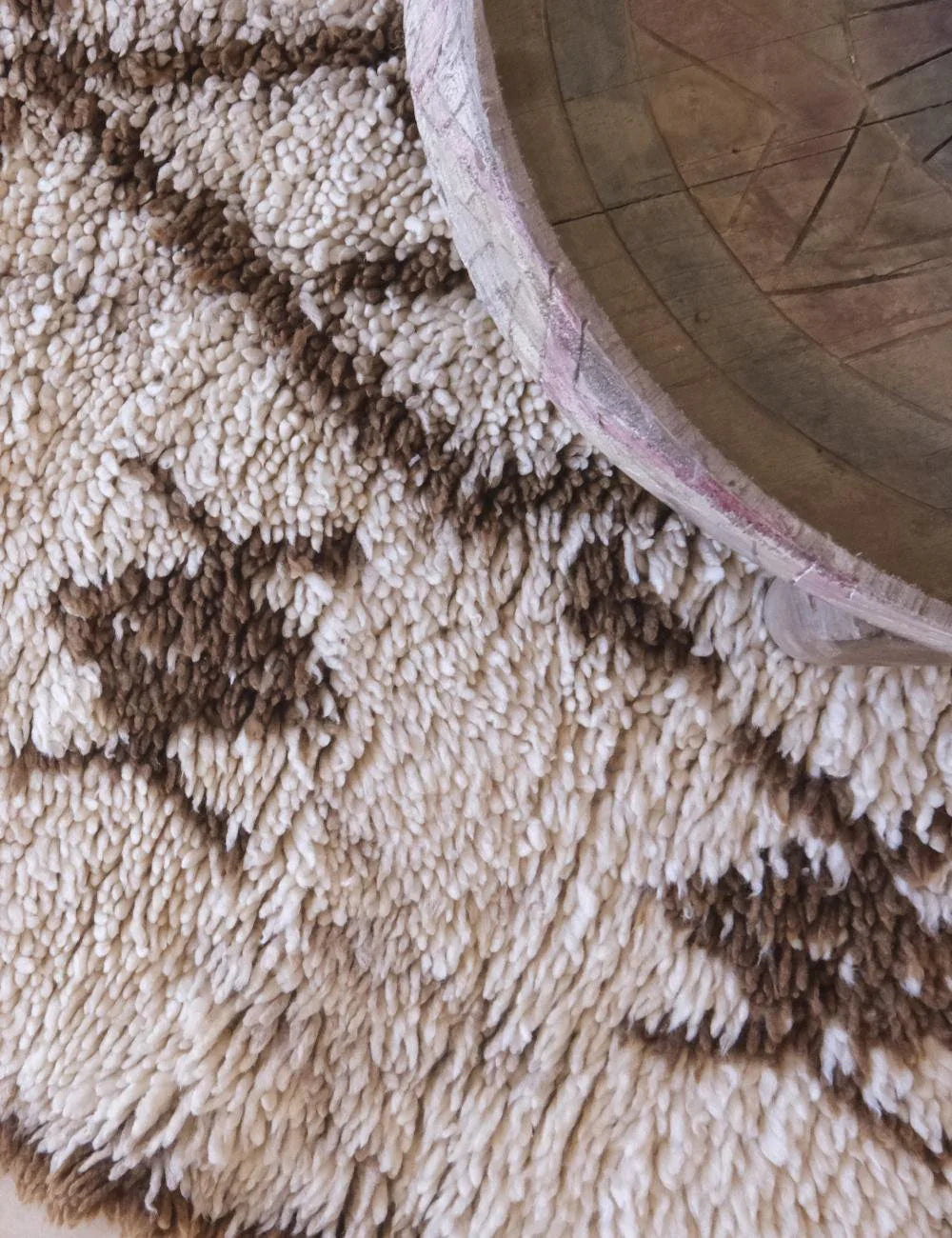 1990s Moroccan Azilal Rug 6 x 2.4 ft / 183 x 74 cm - Surcoma