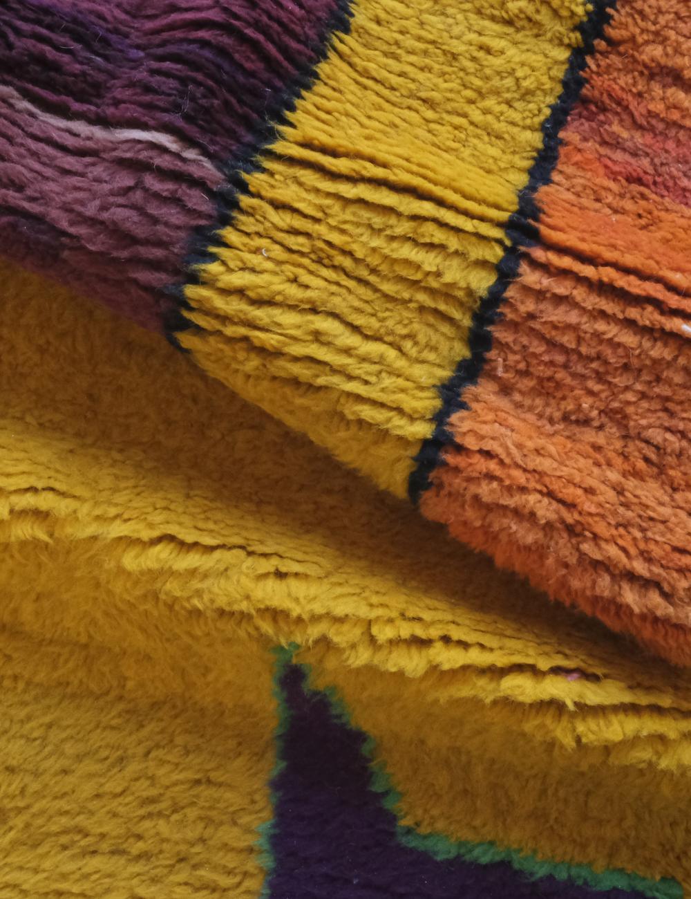 Moroccan Abstract Wool Rug 9.4 x 6.9 ft / 287 x 211 cm - Surcoma