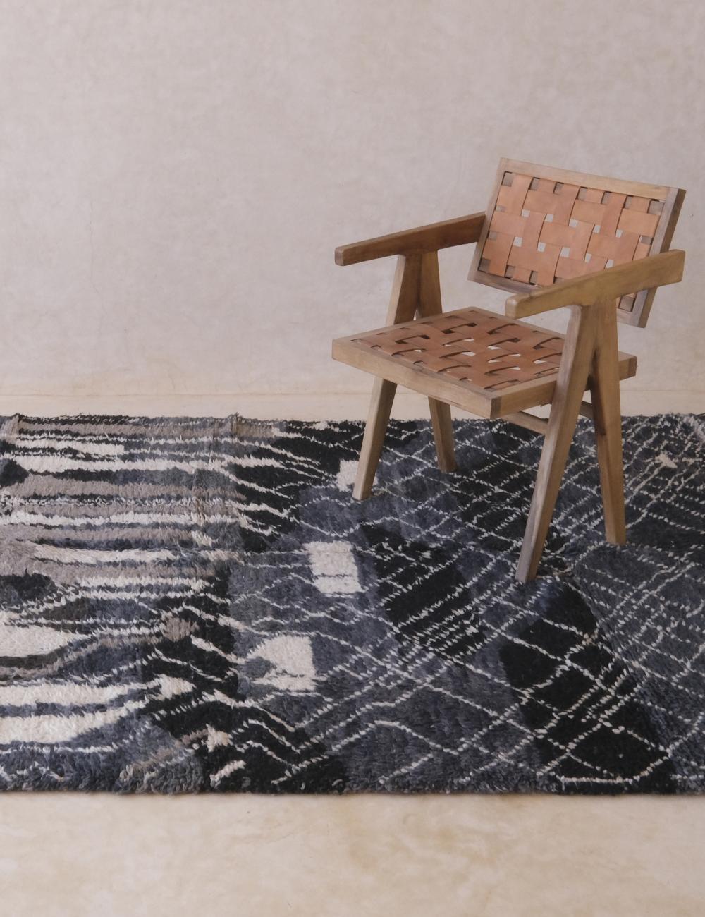 Moroccan Abstract Wool Rug 9.1 x 5.6 ft / 278 x 173 cm - Surcoma