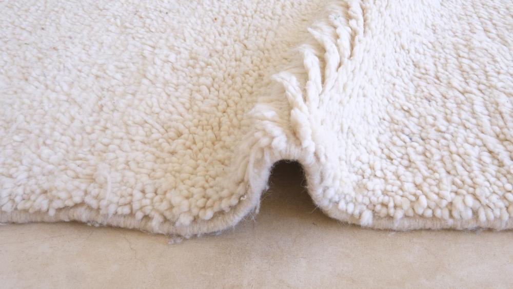 Moroccan Azilal Wool Rug 9.1 x 6.3 ft / 278 x 192 cm - Surcoma