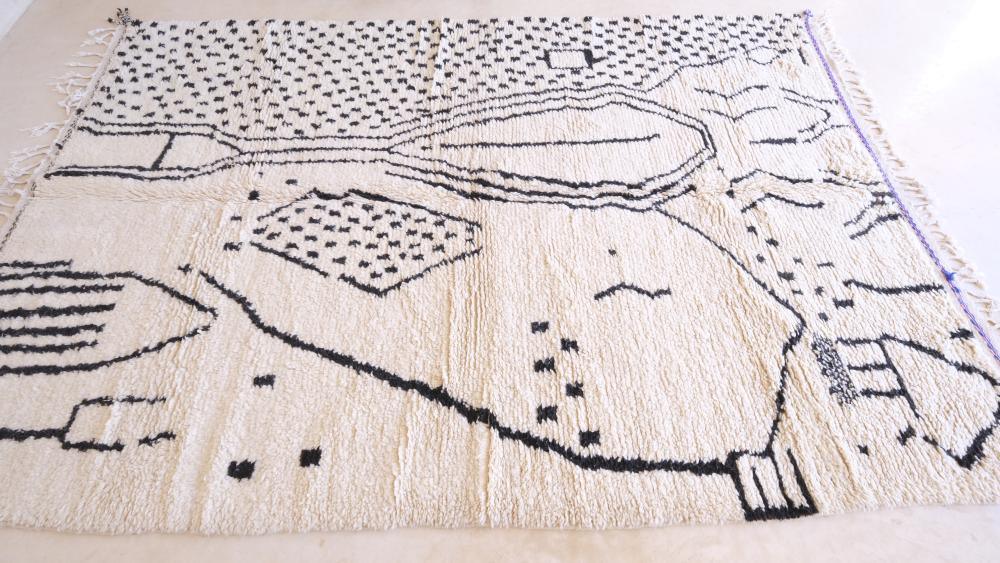 Moroccan Azilal Wool Rug 9.5 x 6.2 ft / 290 x 189 cm - Surcoma