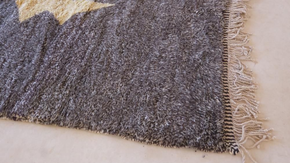 Moroccan Beni Mrirt Rug 9.5 x 6.7 ft / 291 x 206 cm - Surcoma