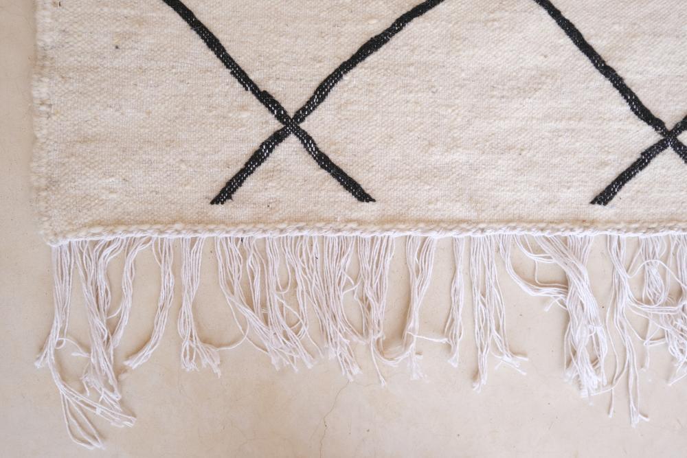 Beni Ourain Hallway Flatweave Rug 10.8 x 2.4 ft / 328 x 73 cm - Surcoma