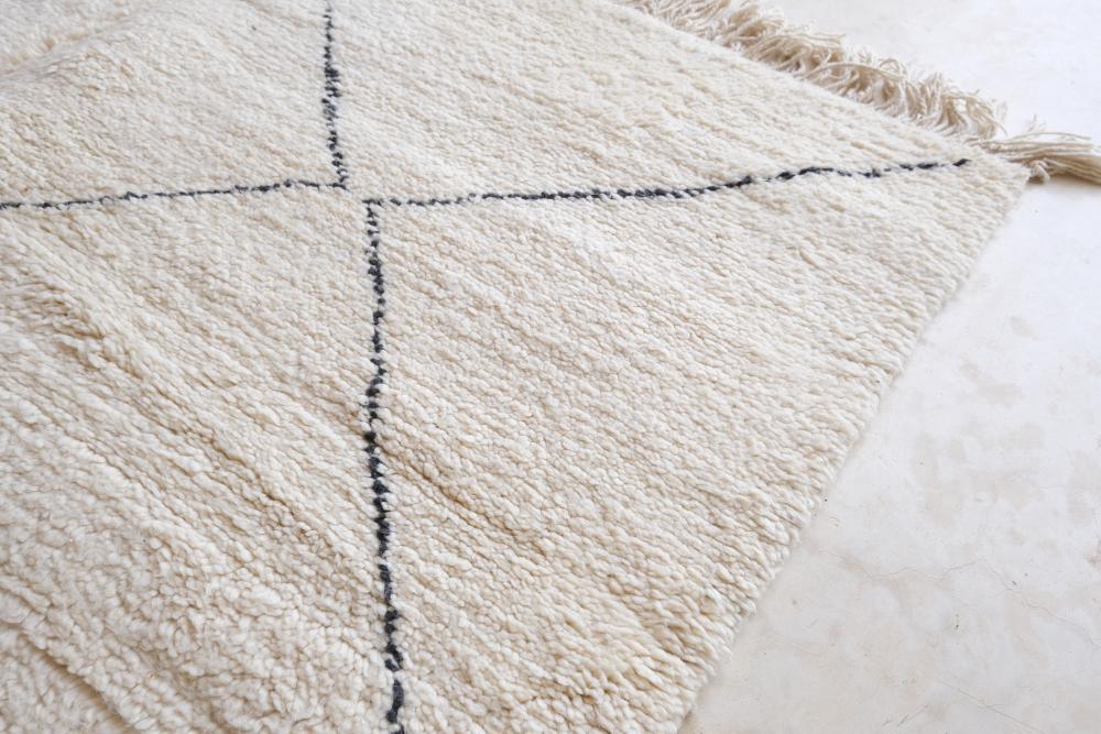 Beni Ourain Rug 10 x 6 ft / 305 x 185 cm - Surcoma