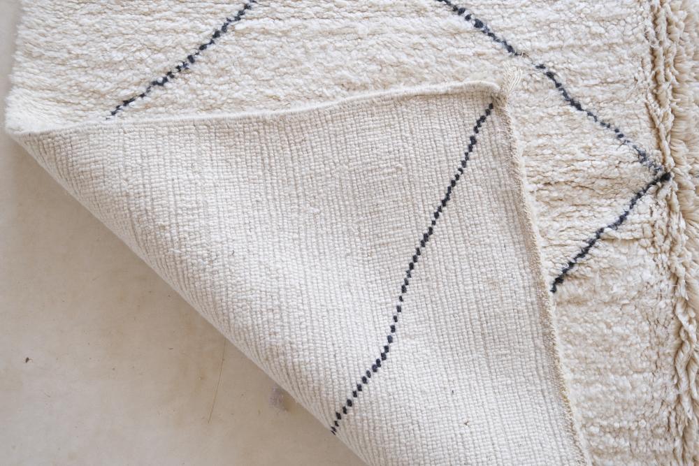 Beni Ourain Rug 10 x 6 ft / 305 x 185 cm - Surcoma