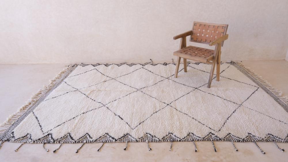 Beni Ourain Rug - 9.8 x 6.6 ft / 298 x 204 cm - Surcoma