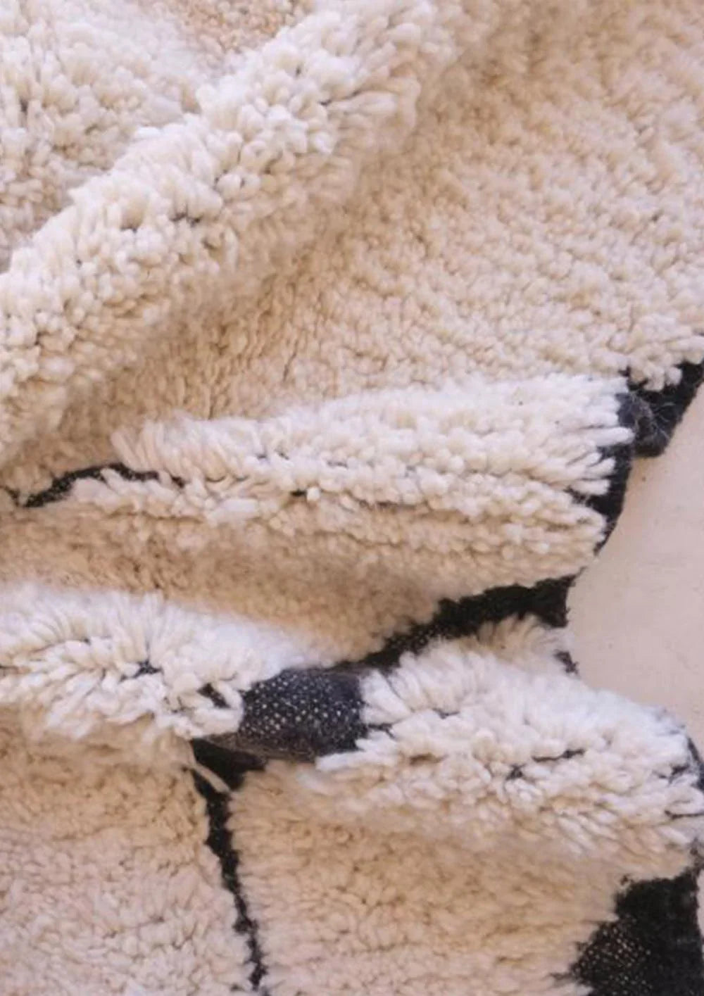 Beni Ourain Rug - 9 x 7.9 ft / 275 x 243 cm - Surcoma