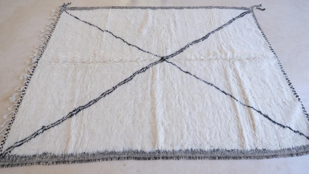 Moroccan Beni Ourain Wool Rug 9.4 x 6.6 ft / 285 x 203 cm - Surcoma
