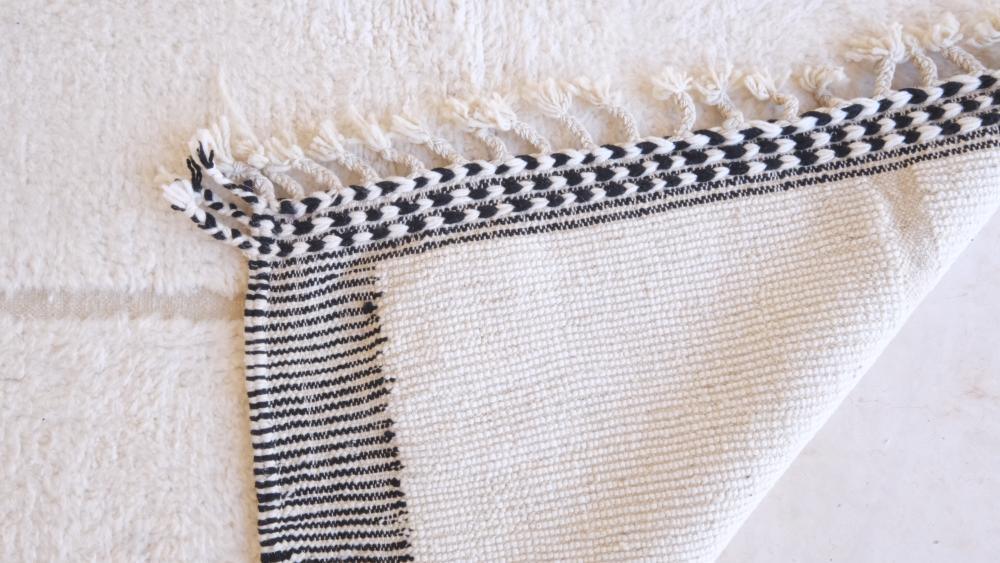 Moroccan Beni Ourain Wool Rug 11.4 x 7.8 ft / 347 x 239 cm - Surcoma