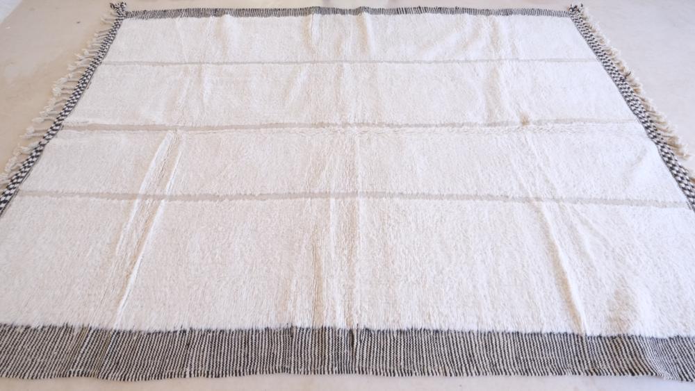 Moroccan Beni Ourain Wool Rug 11.4 x 7.8 ft / 347 x 239 cm - Surcoma