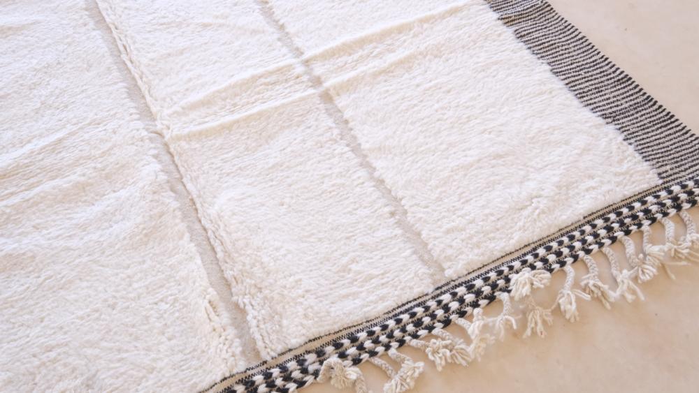 Moroccan Beni Ourain Wool Rug 11.4 x 7.8 ft / 347 x 239 cm - Surcoma