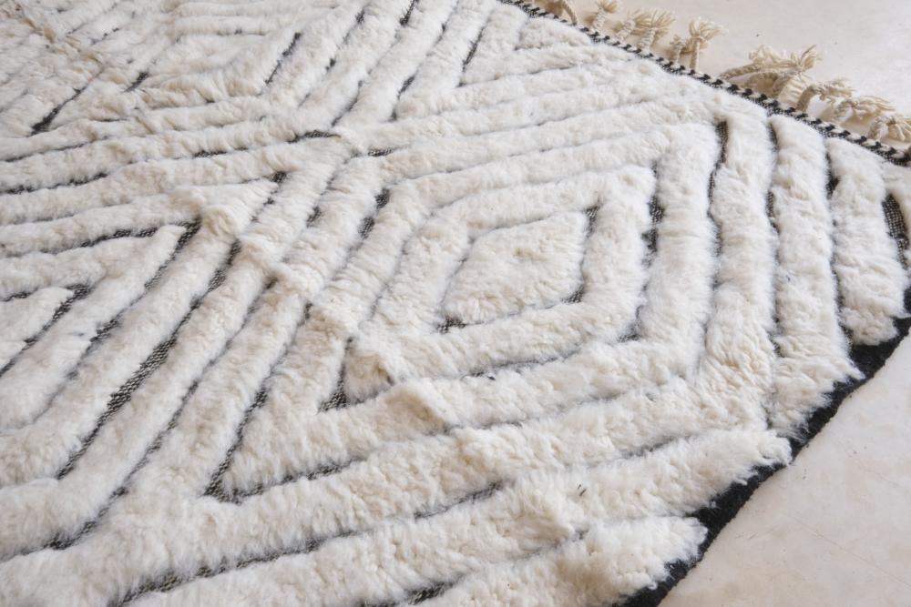 Beni Ourain Wool Rug 9.4 x 6.3 ft / 287 x 192 cm - Surcoma