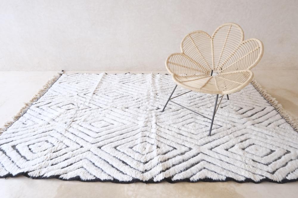 Beni Ourain Wool Rug 9.4 x 6.3 ft / 287 x 192 cm - Surcoma