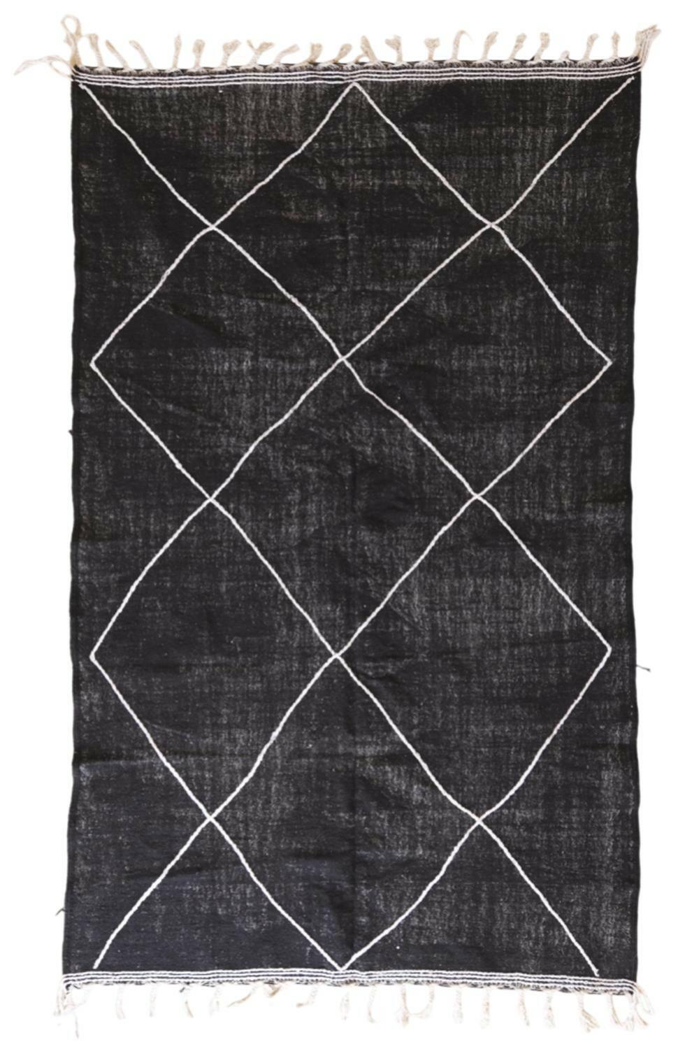 Moroccan Black and White kilim rug 9.6 x 5.8 ft / 294 x 178 cm - Surcoma