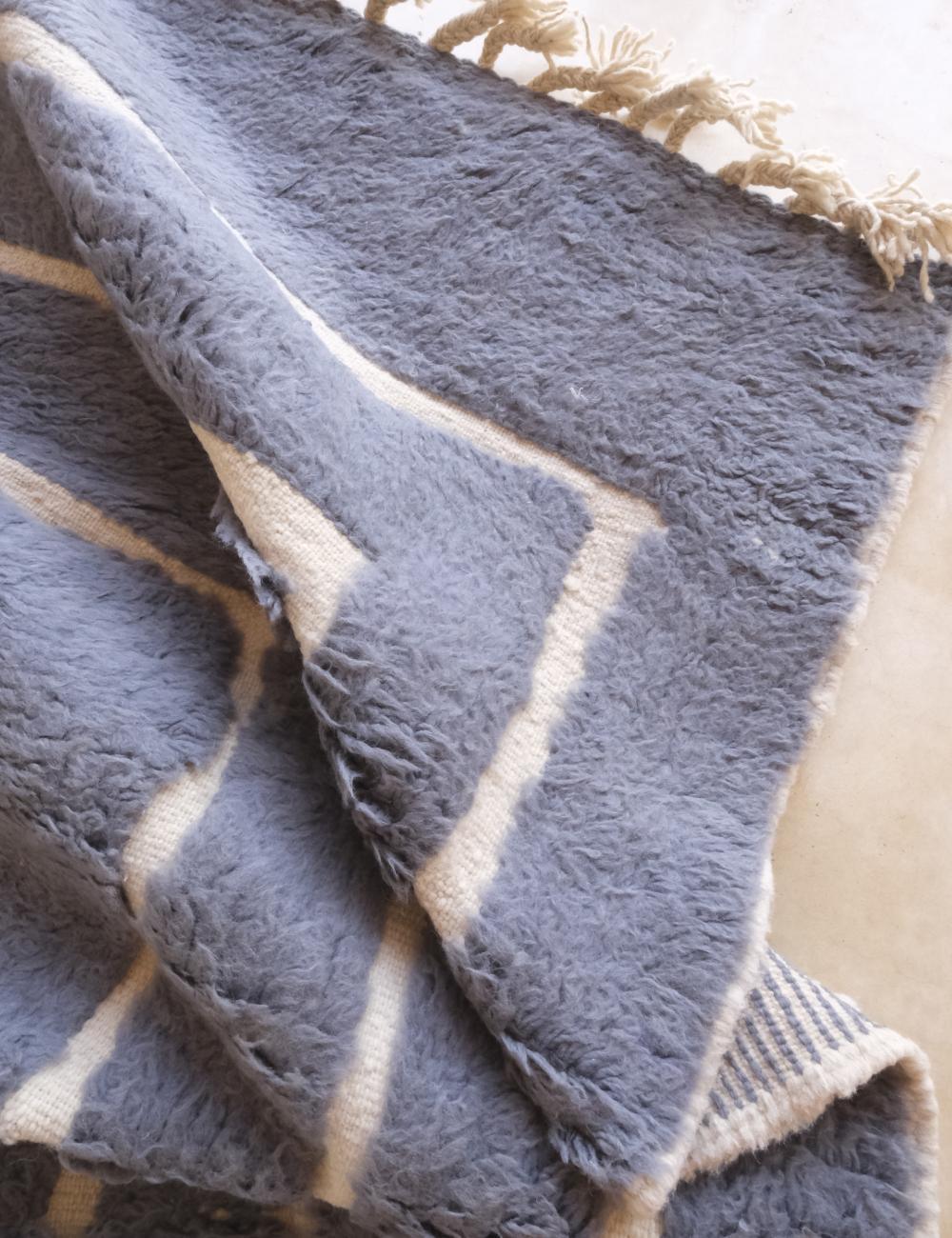 Moroccan Gray Wool Rug 9.1 x 7.9 ft / 277 x 242 cm - Surcoma