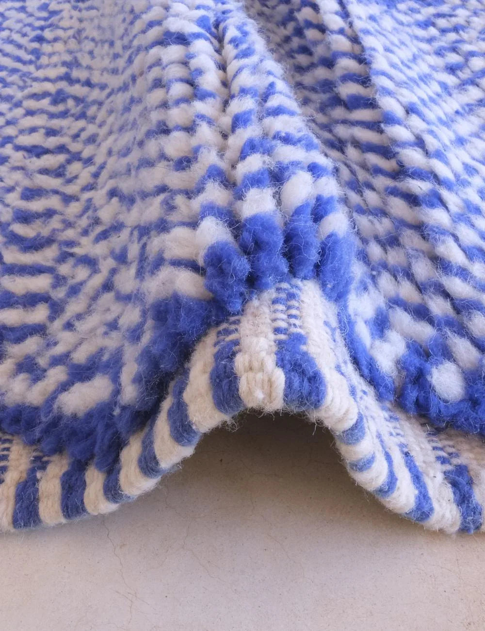 Moroccan Blue Wool Rug 8.1 x 4.9 ft / 247 x 152 cm - Surcoma