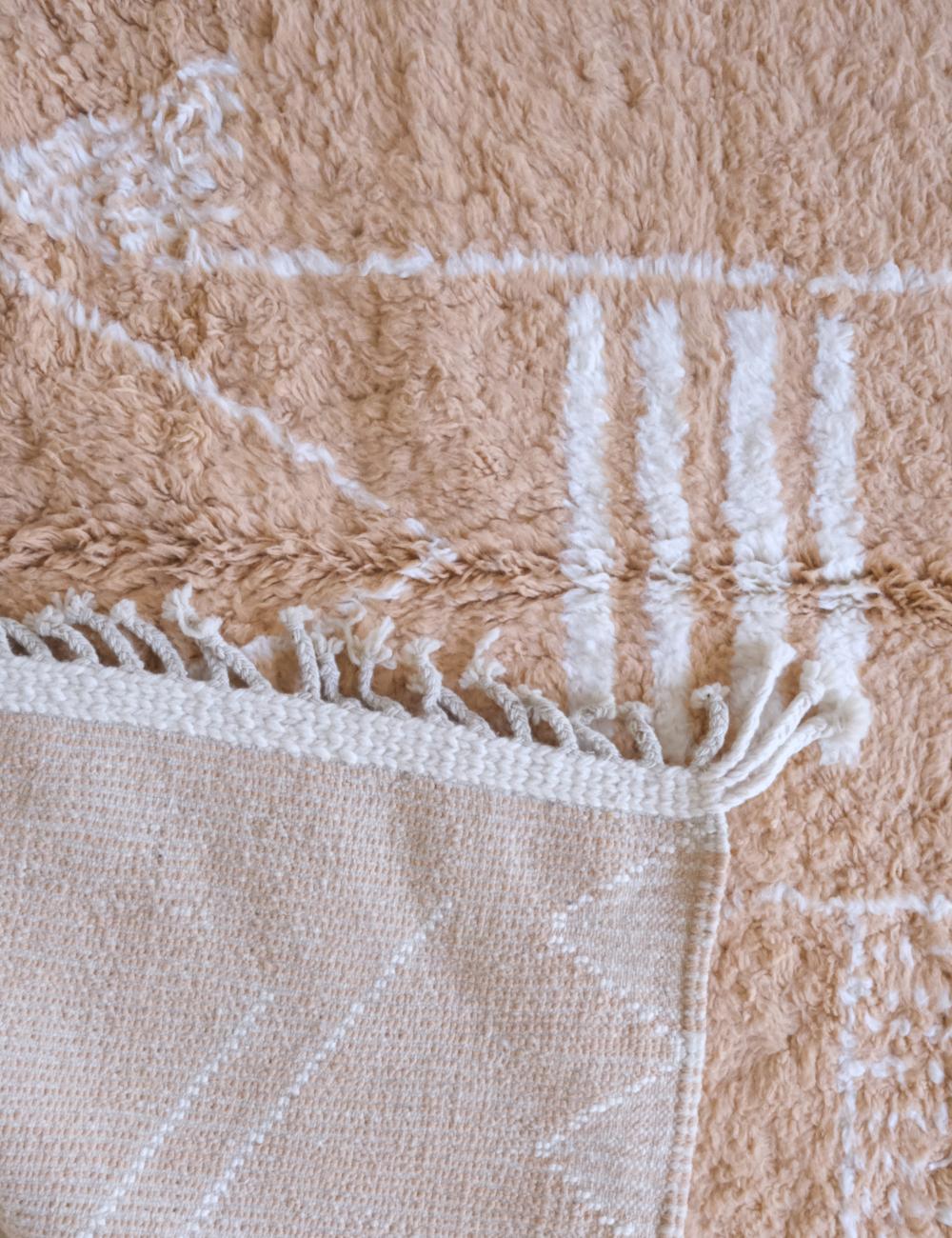 Moroccan Peach Boujad Wool Rug 9.4 x 7 ft / 285 x 215 cm - Surcoma