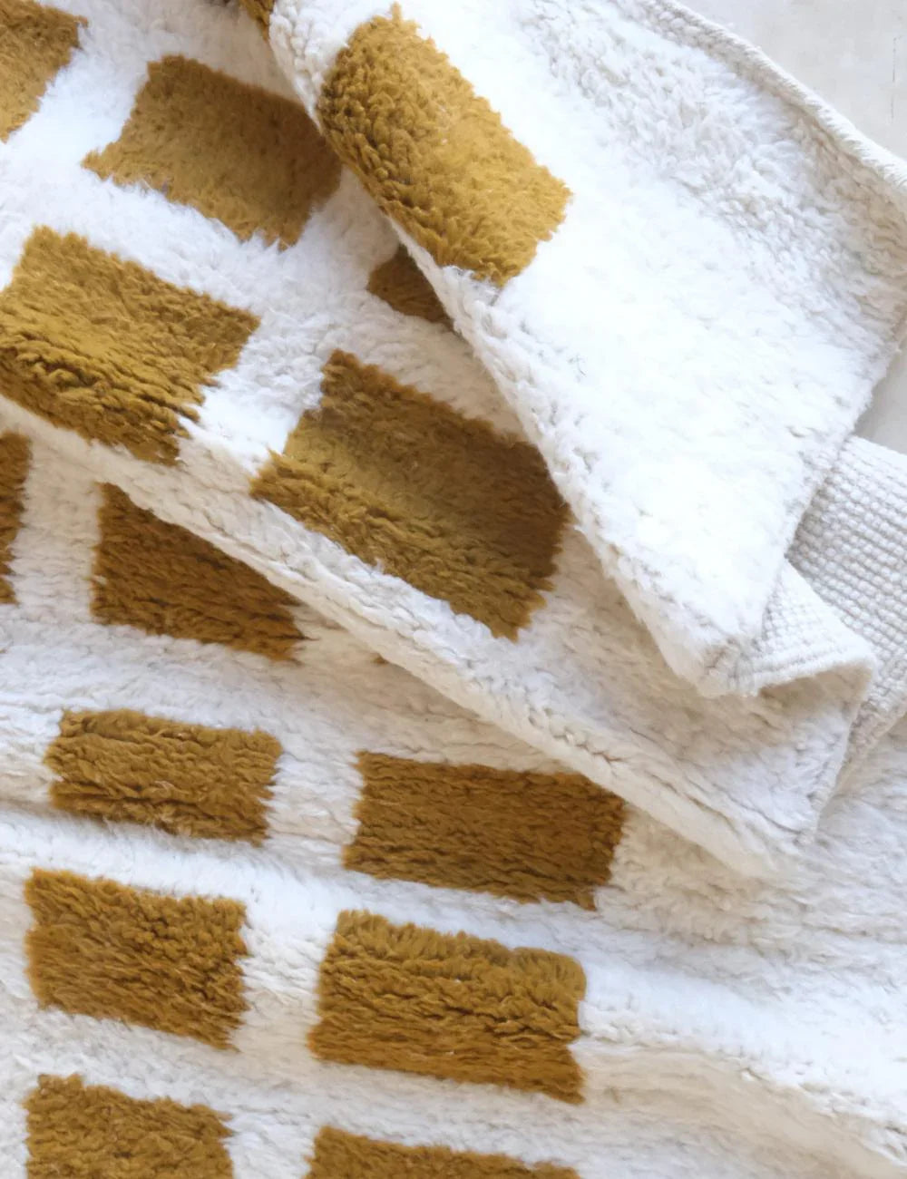 Moroccan Checker Wool Rug 9.5 x 7.7 ft / 290 x 236 cm - Surcoma