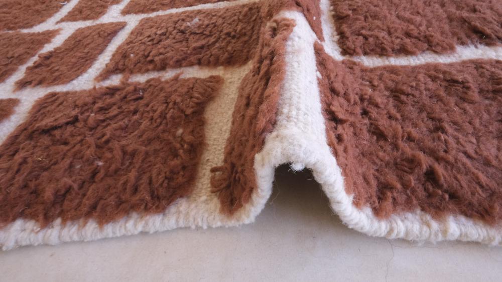 Moroccan Brown Wool Rug 9.6 x 6.5 ft / 294 x 198 cm - Surcoma