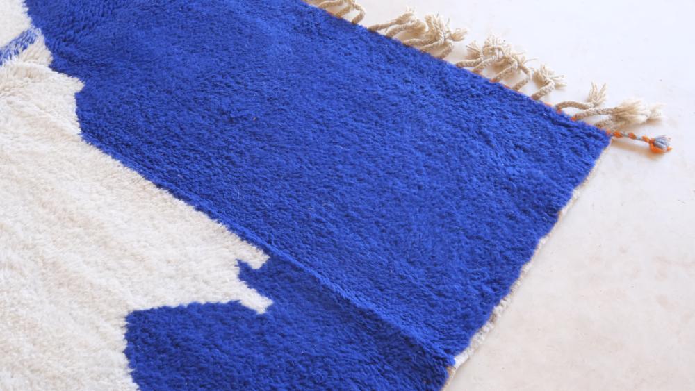 Moroccan Contemporary Wool Rug 7.8 x 7.1 ft / 239 x 219 cm - Surcoma