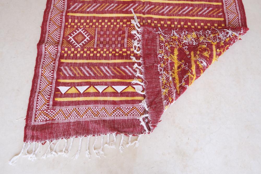 Moroccan Ethnic Chic Red kilim rug 8.2 x 5 ft / 249 x 154 cm - Surcoma