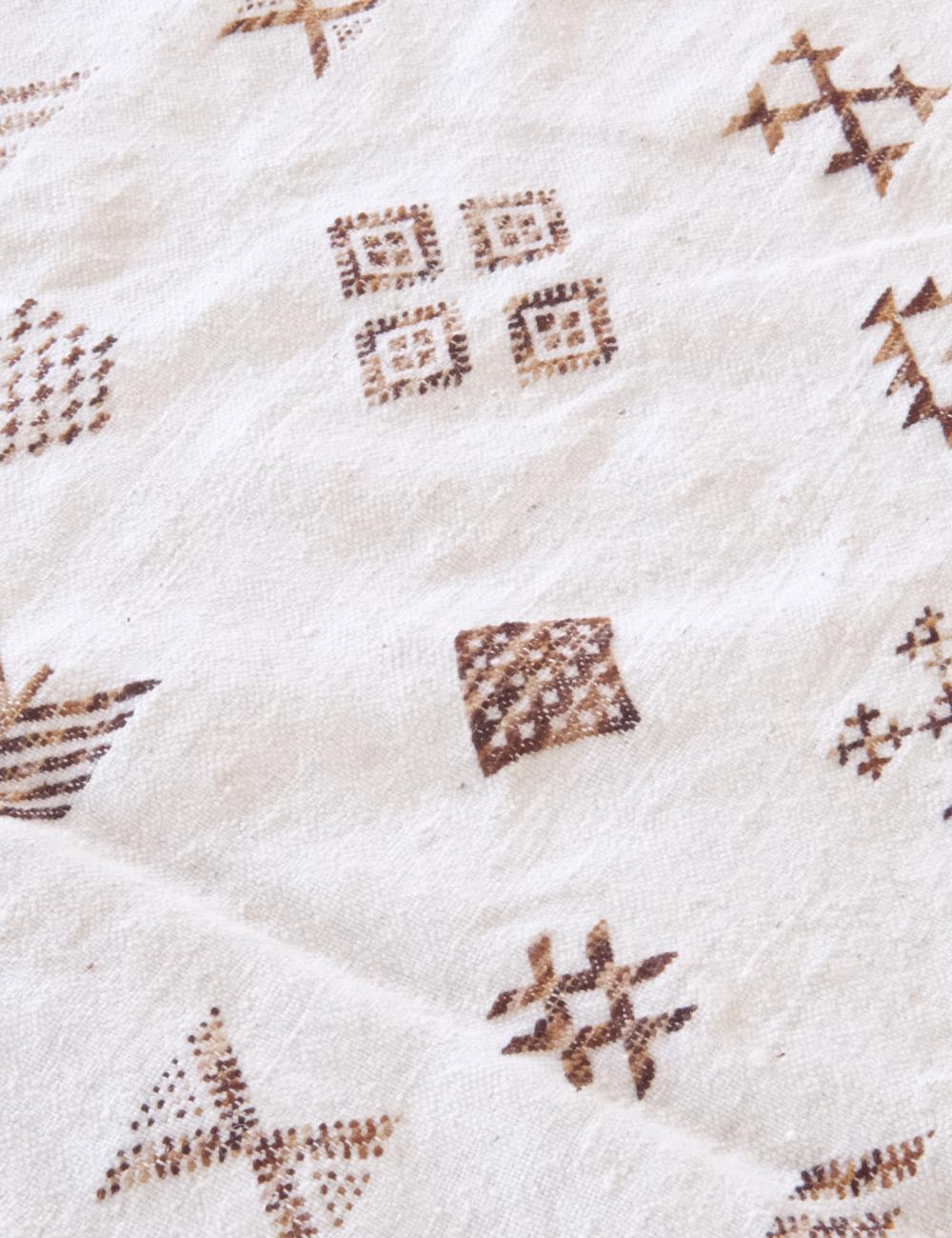 Moroccan Flatwoven Kilim Zanafi 8 x 4.7 ft / 243 x 146 cm