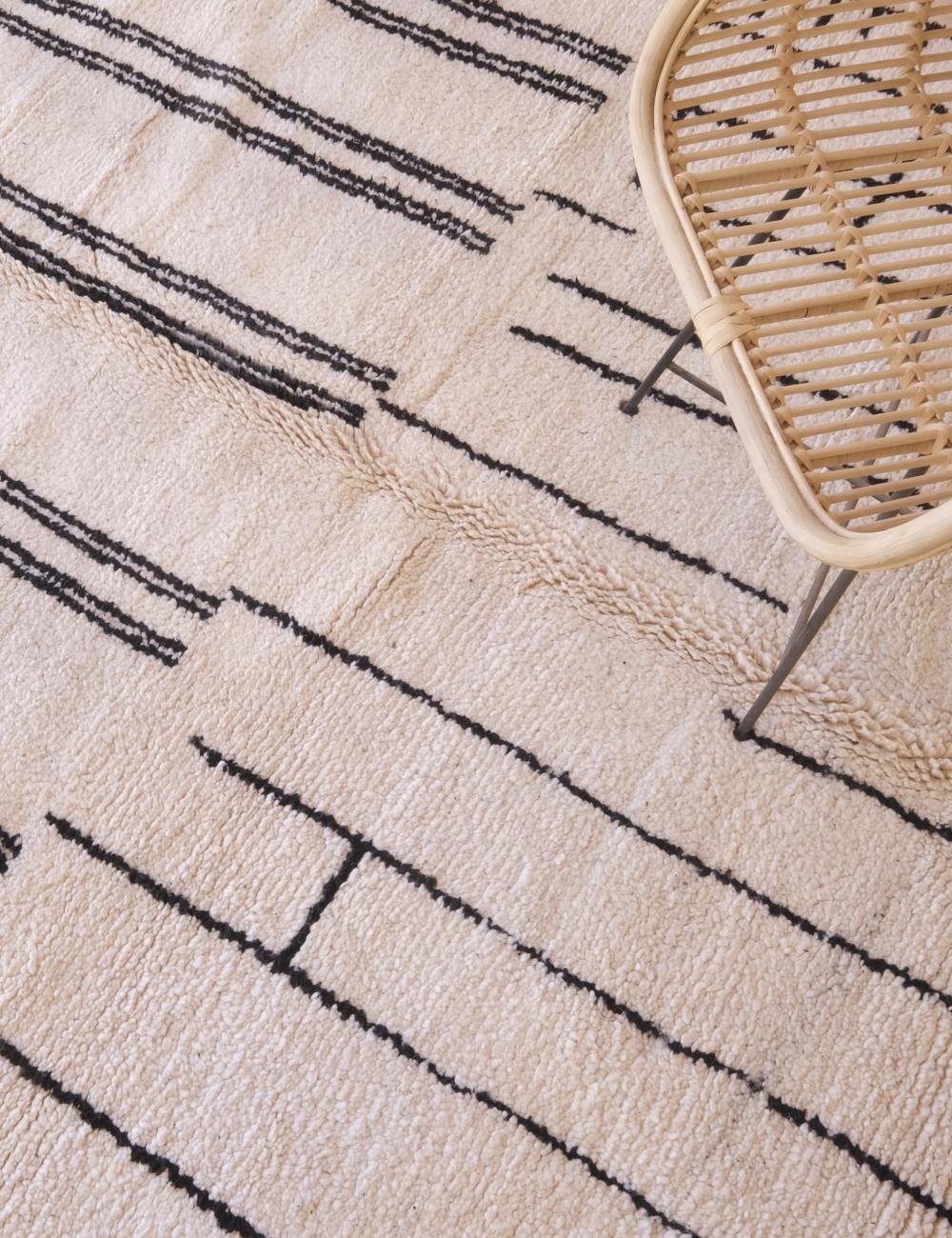 Custom White Berber Line Rug - Beni Ourain 11
