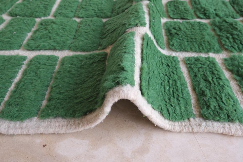 Moroccan Green Checkered Wool Rug 9.4 x 6.5 ft / 288 x 200 cm - Surcoma