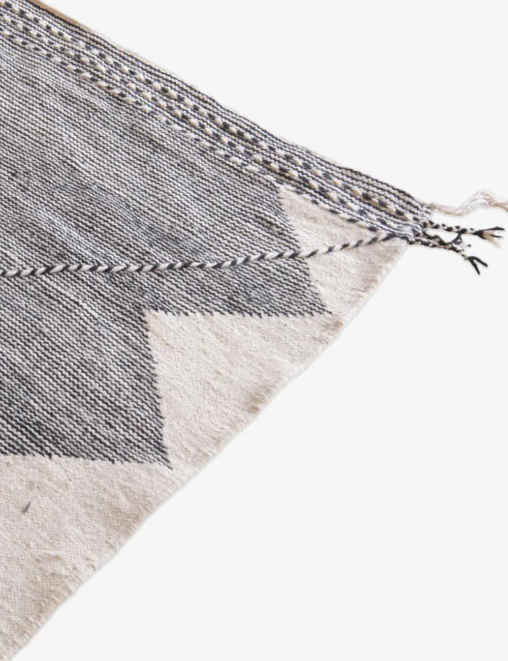 Moroccan Kilim Zanafi 10.5 x 7 ft / 320 x 214 cm - Surcoma