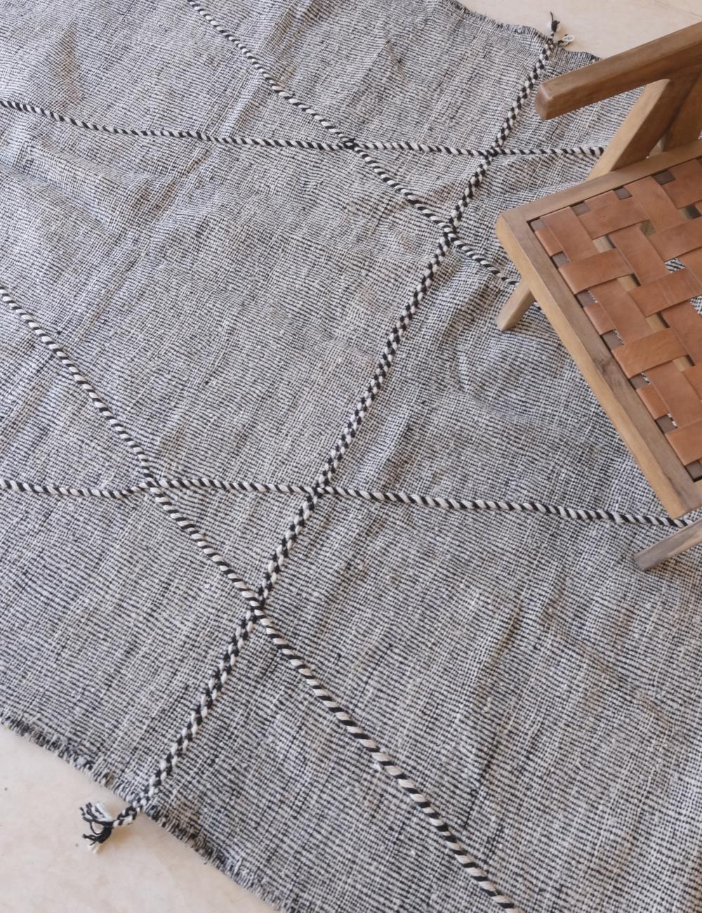 Moroccan Kilim Zanafi Rug 10.3 x 6.3 ft / 314 x 194 cm