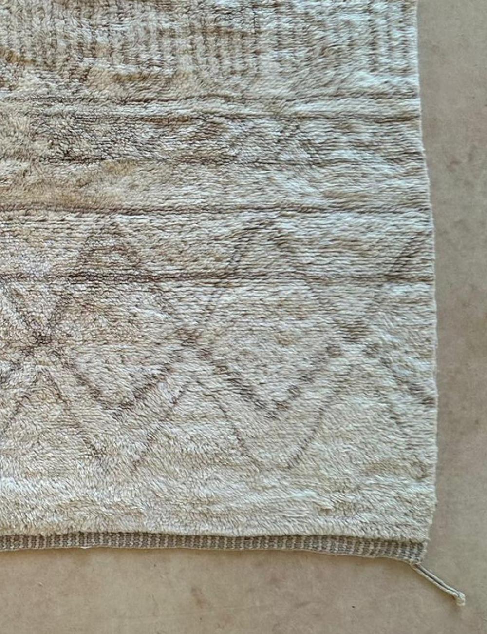 Moroccan Modern Beni MRirt Rug - 9.8 x 7 ft / 300 x 214 cm - Surcoma