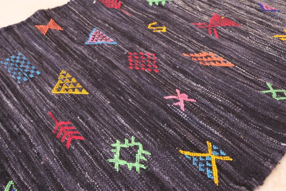 Moroccan Modern Black kilim runner rug 8.7 x 2.4 ft / 266 x 76 cm - Surcoma