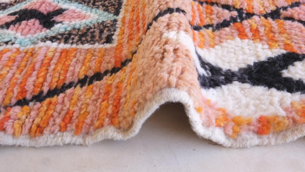 Moroccan Berber Modern Wool Rug 9.6 x 7.2 ft / 293 x 221 cm - Surcoma