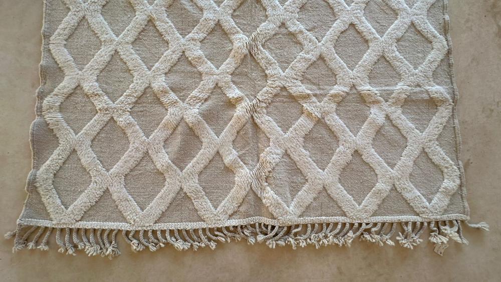 Moroccan Modern Beige Rug 9.6 x 7.4 ft / 294 x 227 cm - Surcoma