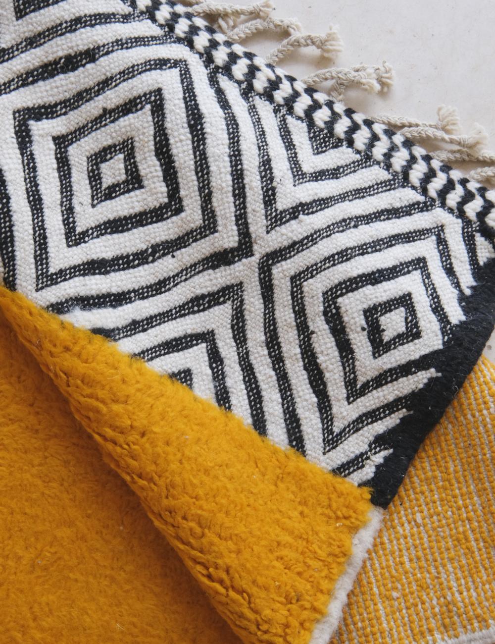 Orange Moroccan Rug 9.8 x 7.9 ft / 299 x 242 cm - Surcoma