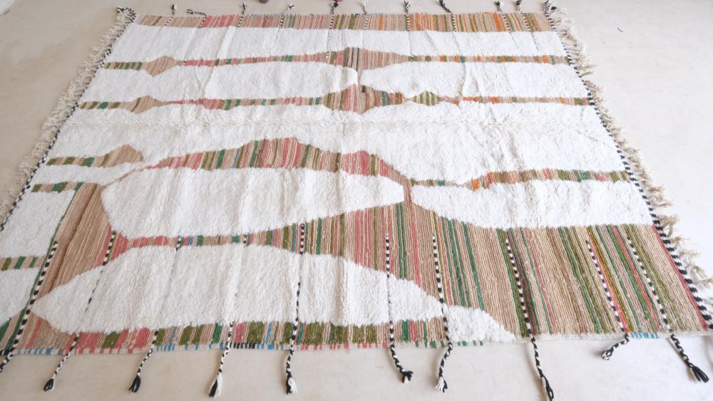 2020s Moroccan Modern Wool Rug 9.2 x 6.7 ft / 281 x 205 cm - Surcoma