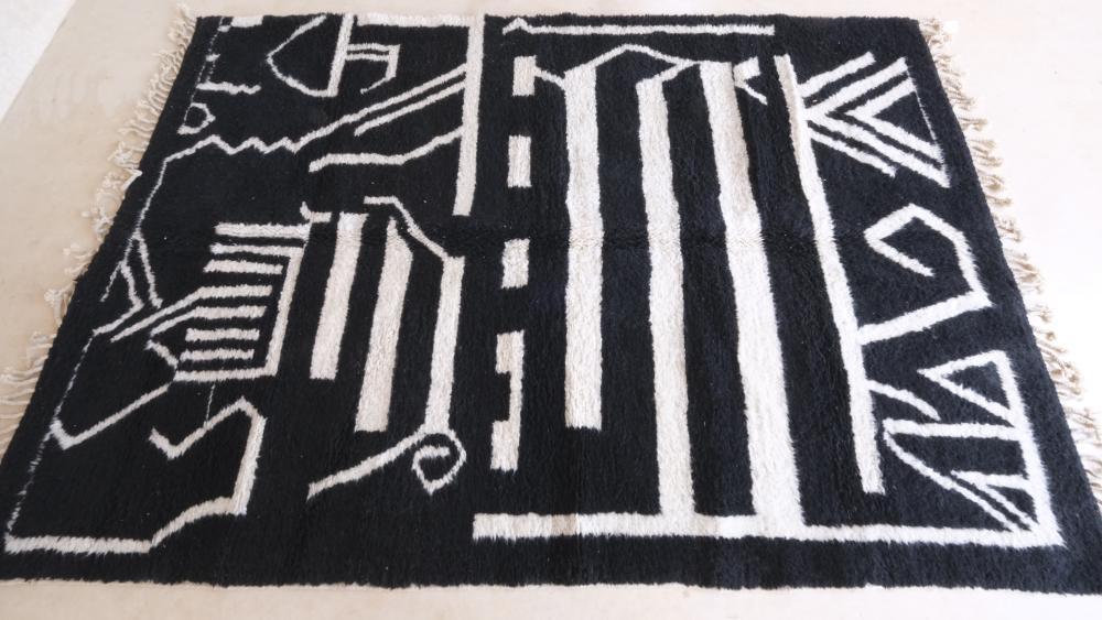 Black Moroccan Modern Rug 9.8 x 6.7 ft / 298 x 207 cm - Surcoma