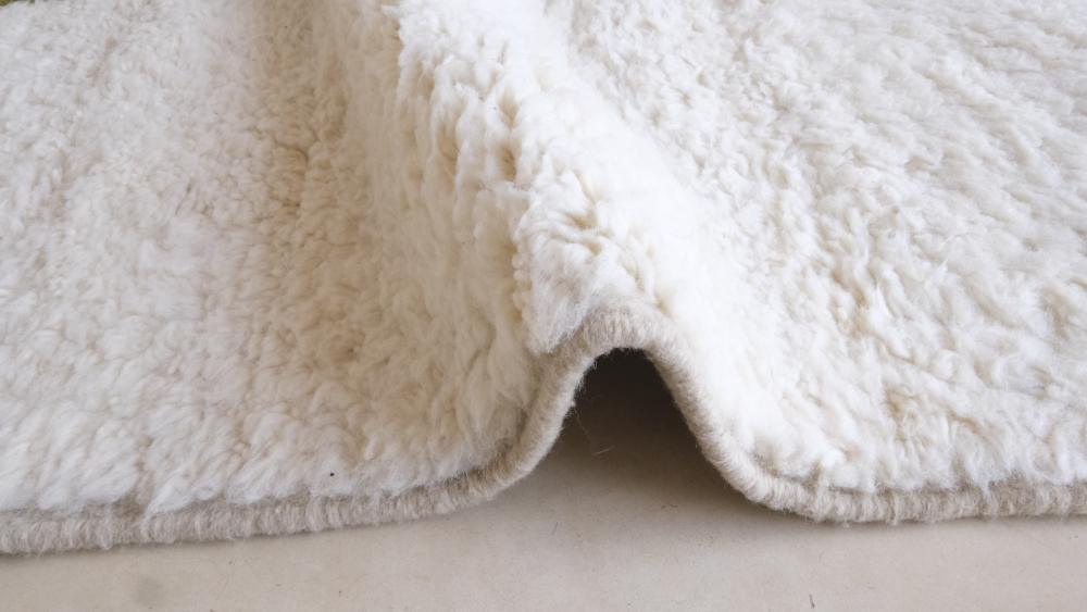 2020s Moroccan Modern Wool Rug 8 x 5.7 ft / 245 x 176 cm - Surcoma
