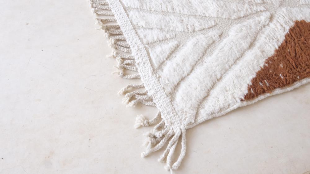 Moroccan Modern Wool Rug 9.6 x 7.1 ft / 294 x 218 cm - Surcoma