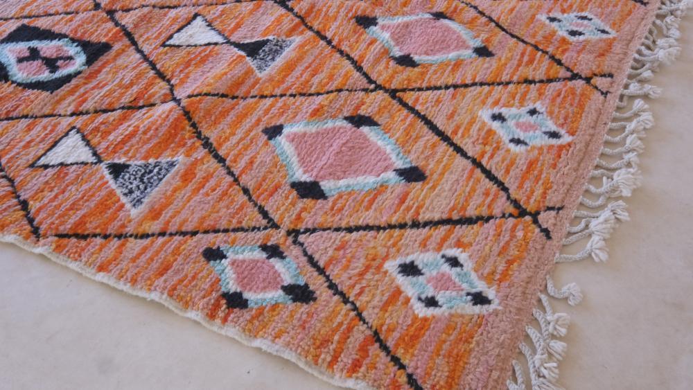 Moroccan Berber Modern Wool Rug 9.6 x 7.2 ft / 293 x 221 cm - Surcoma